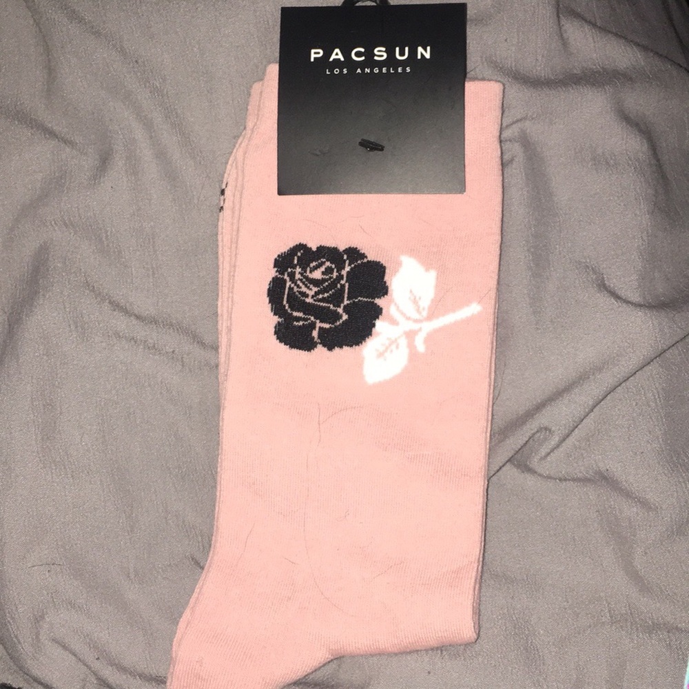 Pac sun rose socks